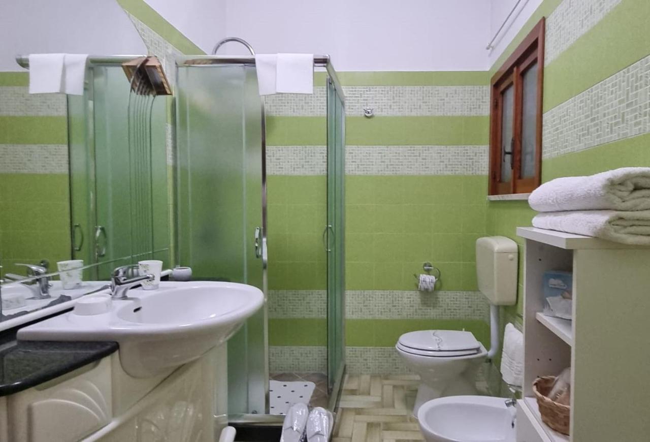 B&B La Villa Пресиче Екстериор снимка
